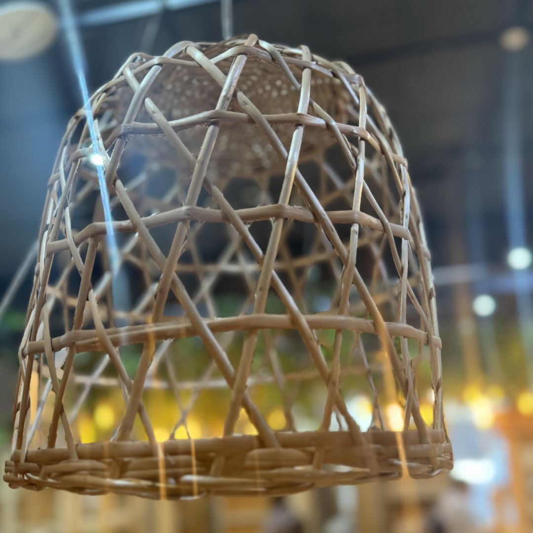 lampara-mimbre-campana-calada-030x030-alto-10173