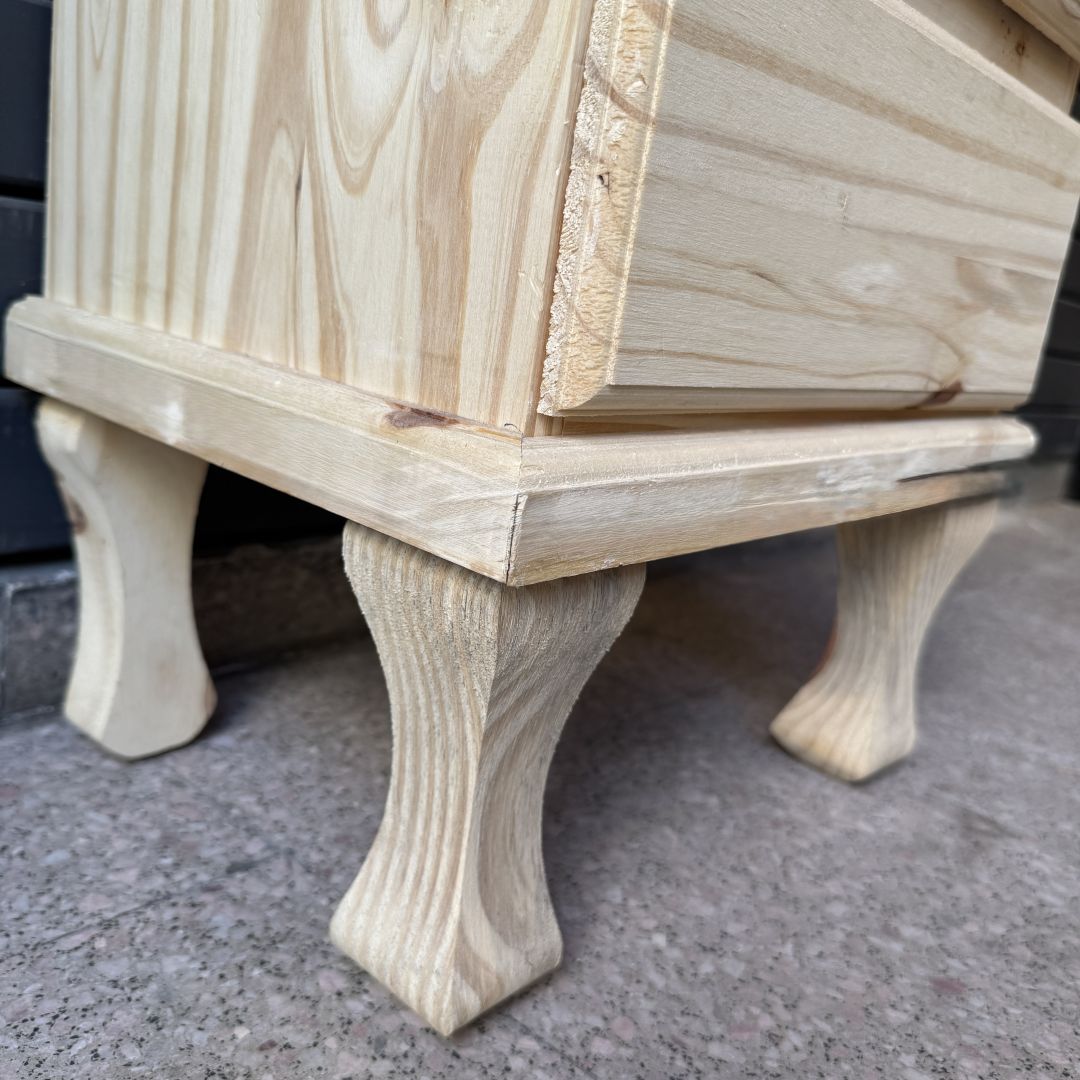 mesa-de-luz-provenzal-3-cajones-2570