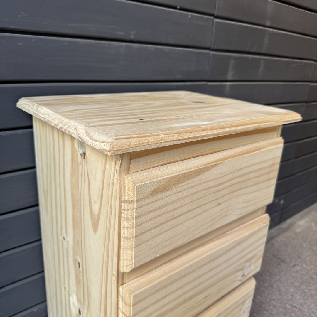 mesa-de-luz-provenzal-3-cajones-2570