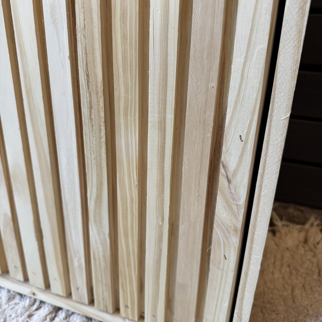 mesa-de-luz-puerta-varillada-35919