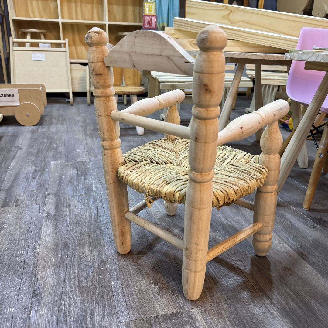 silla-infantil-empajada-con-apoya-brazos-35952
