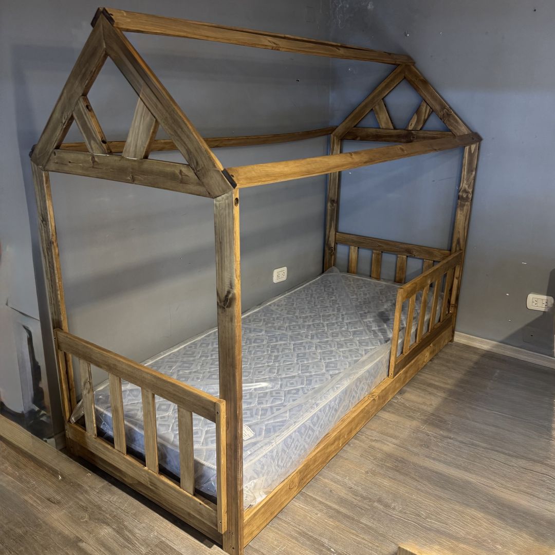 cama-casita-anastasia-encerada-36228