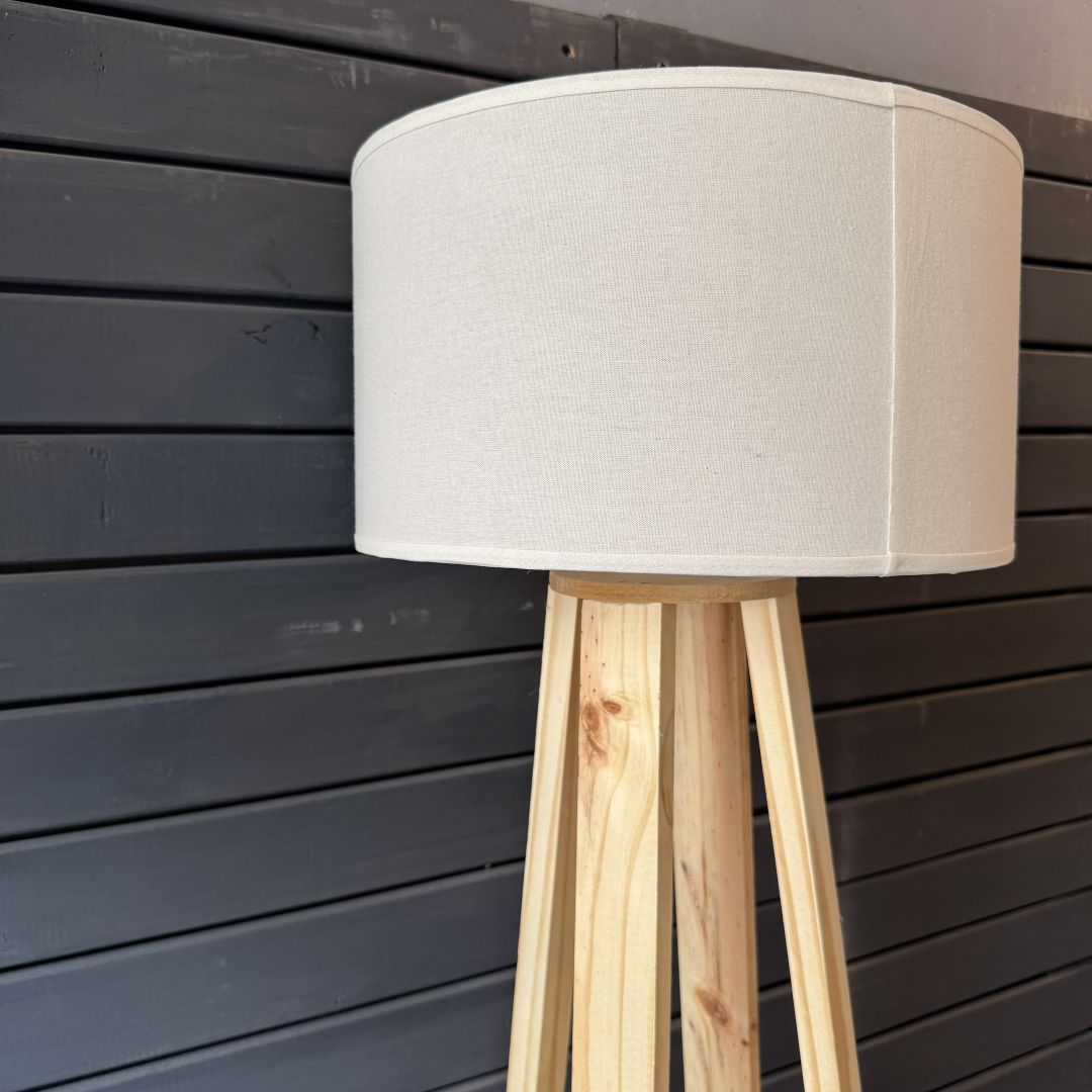 iluminacion-lampara-de-pie-4-patas-3634