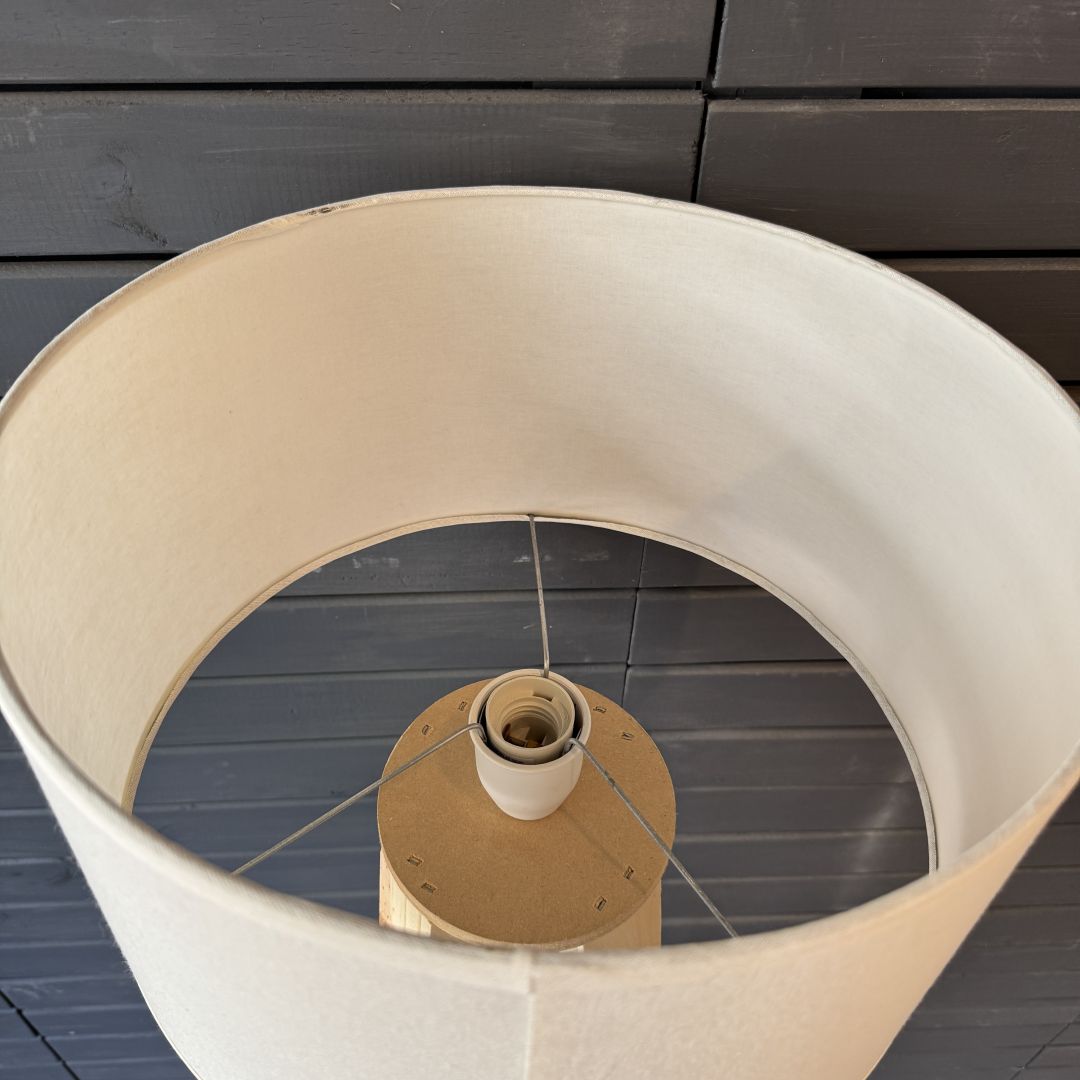 iluminacion-lampara-de-pie-4-patas-3634