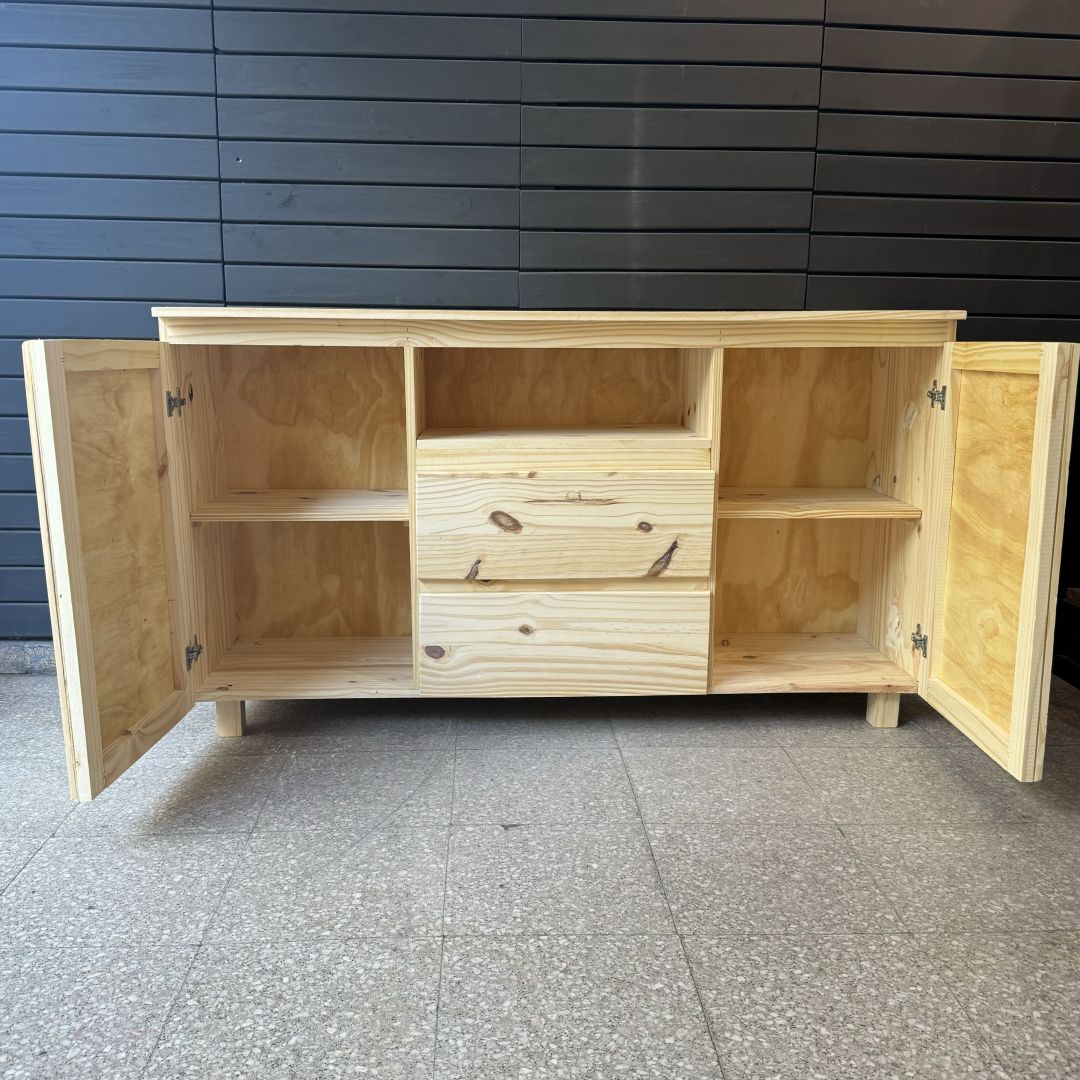 baiut-varillado-2-puertas-2-cajones-y-hueco-140-3689