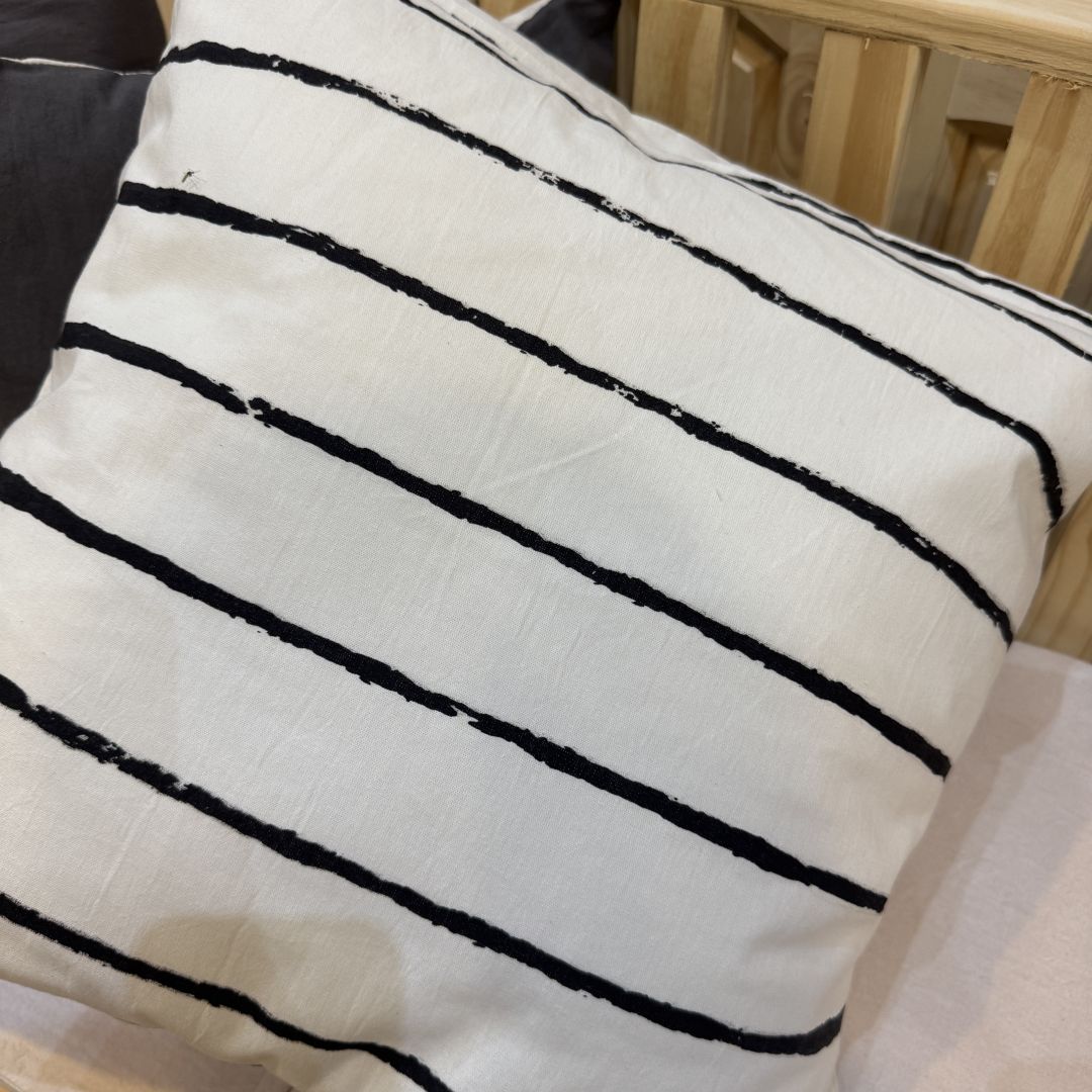 almohadon-deco-rayado-50-x-50-3939